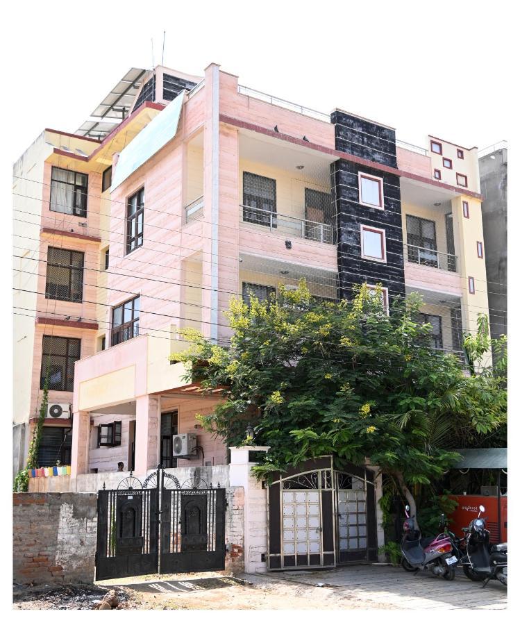 Sohanas Homestays- 2 Bhk Luxury Apartment Near Jaipur International Airport Exterior foto